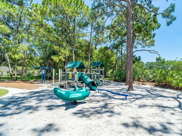 608 6th Terrace, Palm Beach Gardens FL 33418