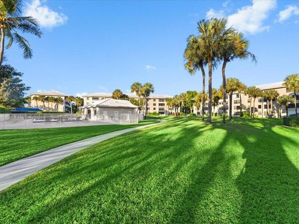 3501 Village Boulevard 406, West Palm Beach FL 33409