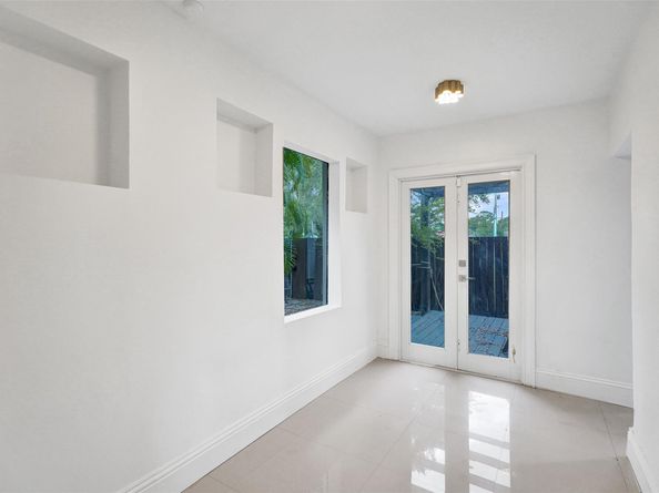 1125 SW 15th Ter, Fort Lauderdale FL 33312