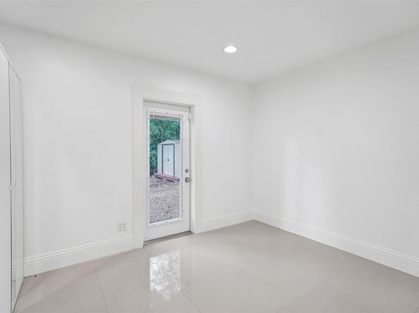 1125 SW 15th Ter, Fort Lauderdale FL 33312