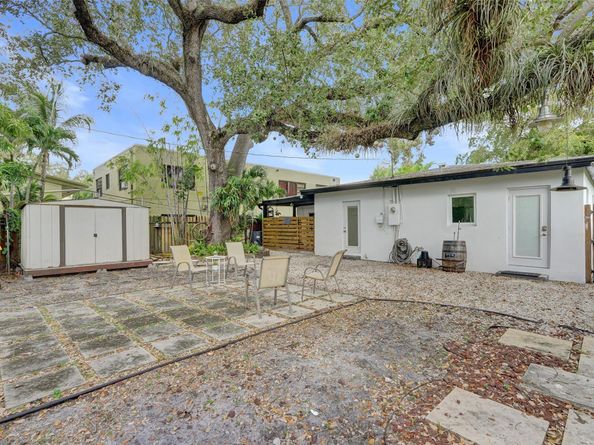 1125 SW 15th Ter, Fort Lauderdale FL 33312