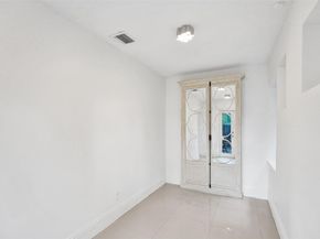 1125 SW 15th Ter, Fort Lauderdale FL 33312