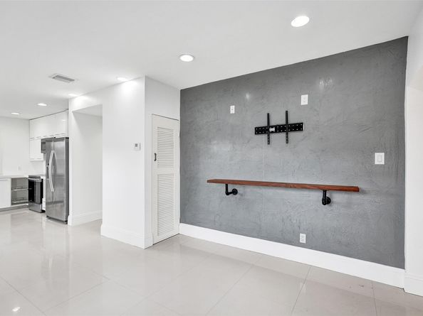 1125 SW 15th Ter, Fort Lauderdale FL 33312