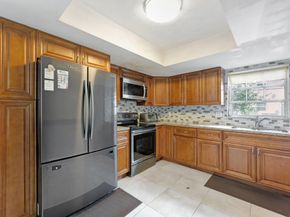 3058 Riverside Drive D7, Coral Springs FL 33065