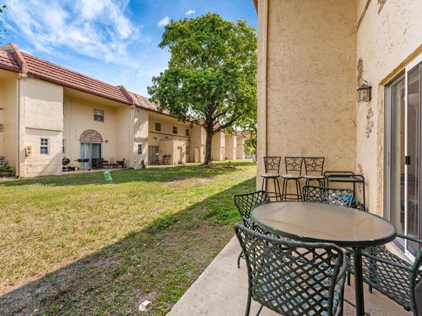 3058 Riverside Drive D7, Coral Springs FL 33065