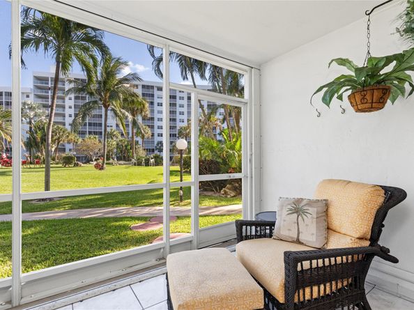 2731 NE 14th Street Cswy 110, Pompano Beach FL 33062