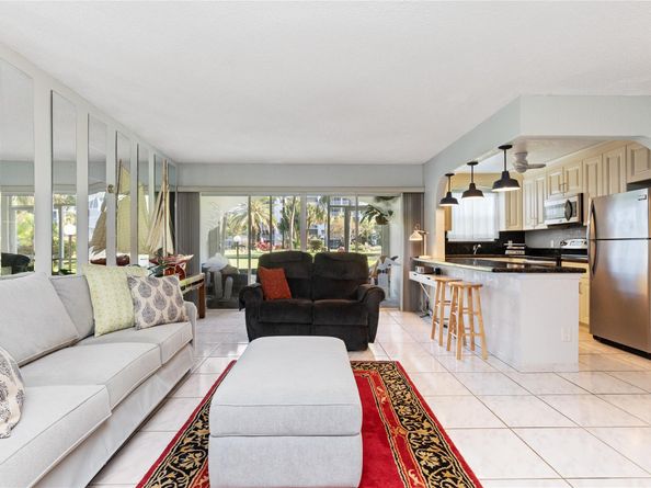 2731 NE 14th Street Cswy 110, Pompano Beach FL 33062