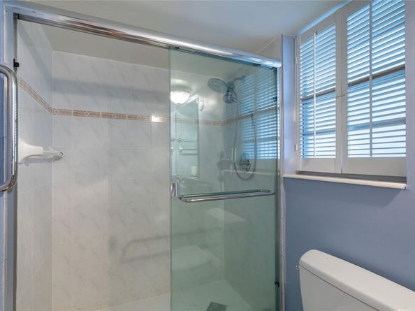 2731 NE 14th Street Cswy 110, Pompano Beach FL 33062