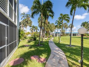 2731 NE 14th Street Cswy 110, Pompano Beach FL 33062