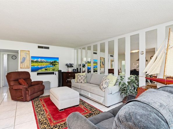 2731 NE 14th Street Cswy 110, Pompano Beach FL 33062