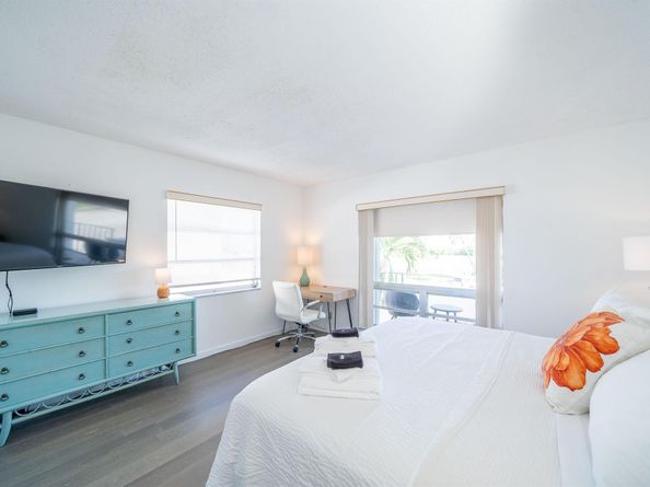 6 Lucerne Avenue, Lake Worth Beach FL 33460