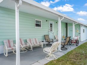 8517 SW 16th Pl, Davie FL 33324