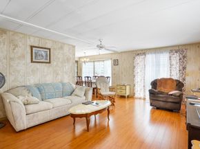 8517 SW 16th Pl, Davie FL 33324