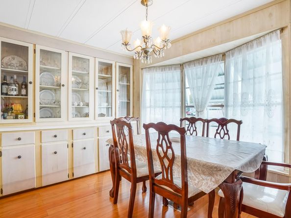 8517 SW 16th Pl, Davie FL 33324