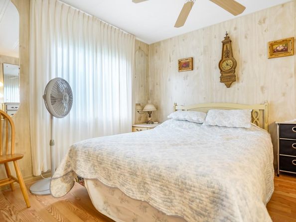 8517 SW 16th Pl, Davie FL 33324