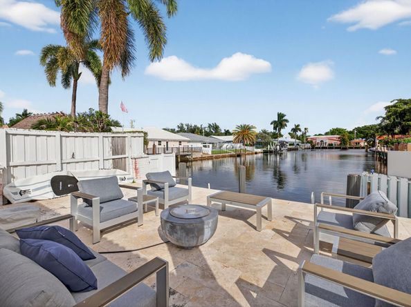 5950 NE 28th Avenue, Fort Lauderdale FL 33308