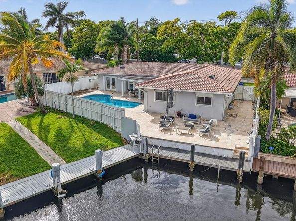 5950 NE 28th Avenue, Fort Lauderdale FL 33308