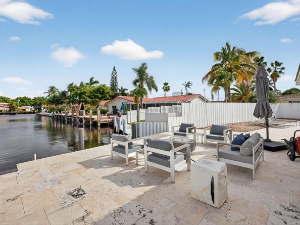 5950 NE 28th Avenue, Fort Lauderdale FL 33308