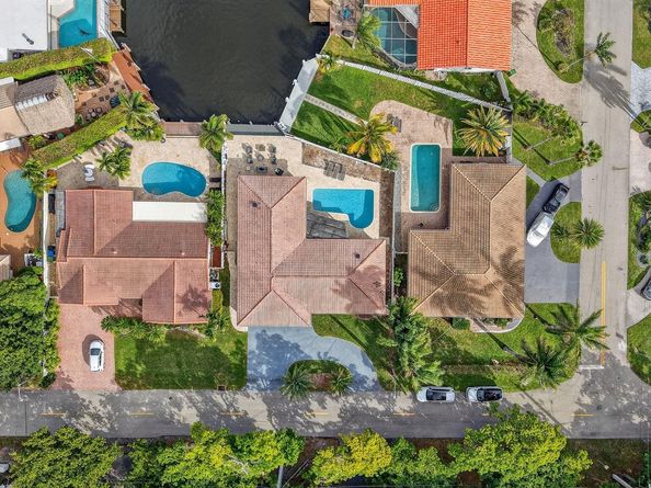 5950 NE 28th Avenue, Fort Lauderdale FL 33308