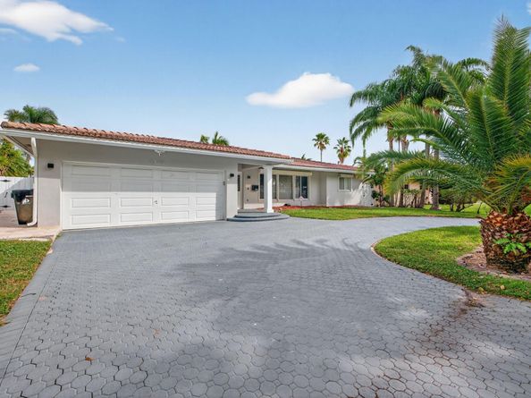 5950 NE 28th Avenue, Fort Lauderdale FL 33308