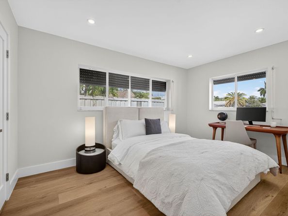 5950 NE 28th Avenue, Fort Lauderdale FL 33308