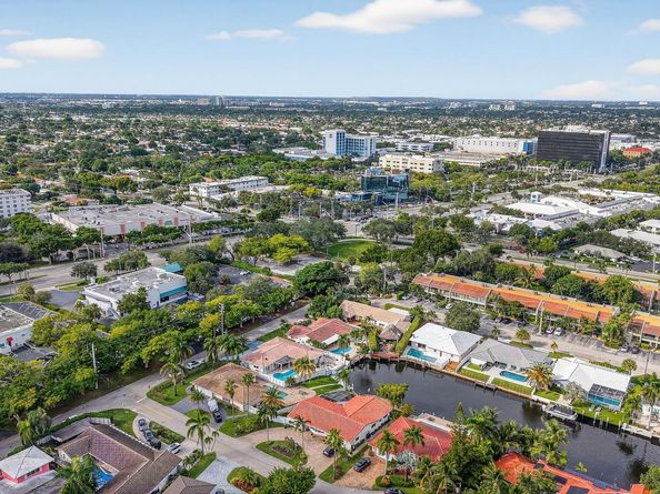 5950 NE 28th Avenue, Fort Lauderdale FL 33308