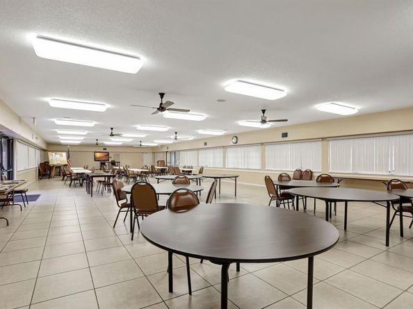 5717 Coral Lake Dr 205, Pompano Beach FL 33063