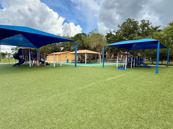 5717 Coral Lake Dr 205, Pompano Beach FL 33063