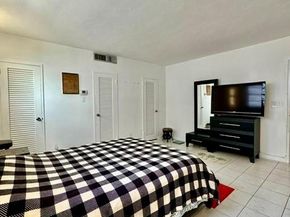 4250 Galt Ocean Dr 9G, Fort Lauderdale FL 33308