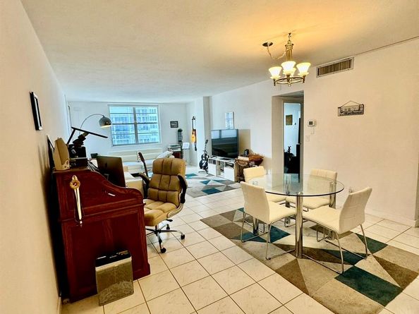 4250 Galt Ocean Dr 9G, Fort Lauderdale FL 33308