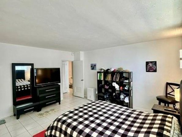 4250 Galt Ocean Dr 9G, Fort Lauderdale FL 33308