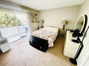 387 Chatham 387, West Palm Beach FL 33417