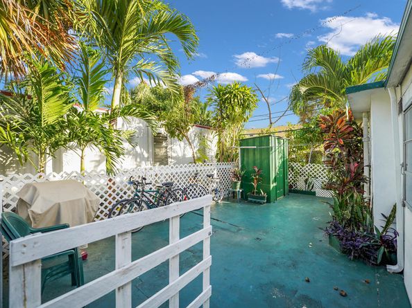 2078 NE 135th Lane, North Miami Beach FL 33181