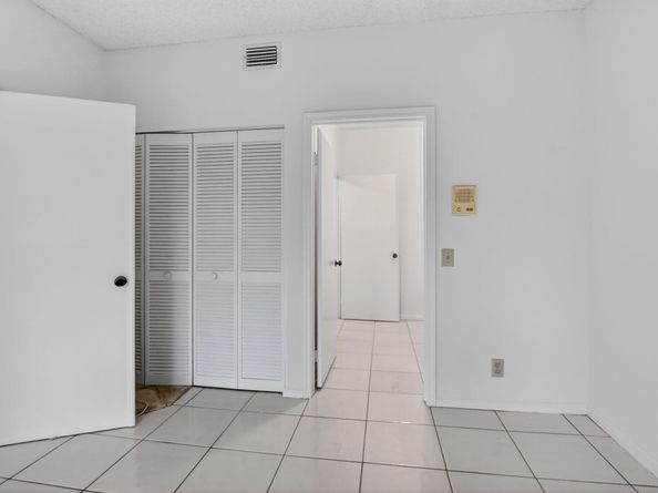 6780 Via Regina, Boca Raton FL 33433