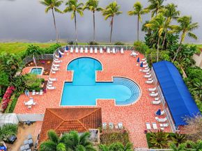 6780 Via Regina, Boca Raton FL 33433