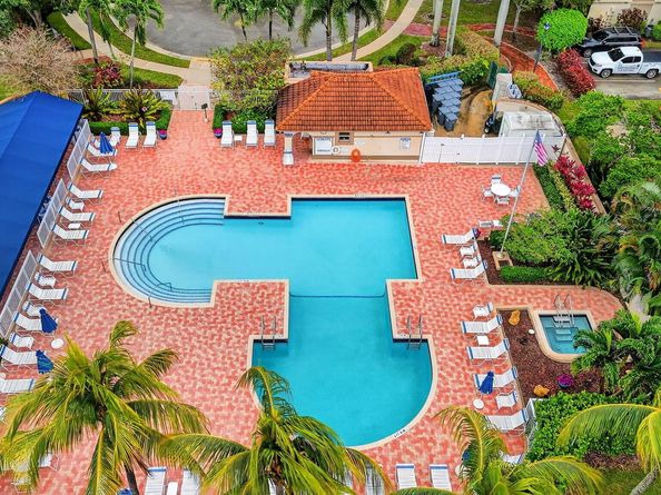 6780 Via Regina, Boca Raton FL 33433