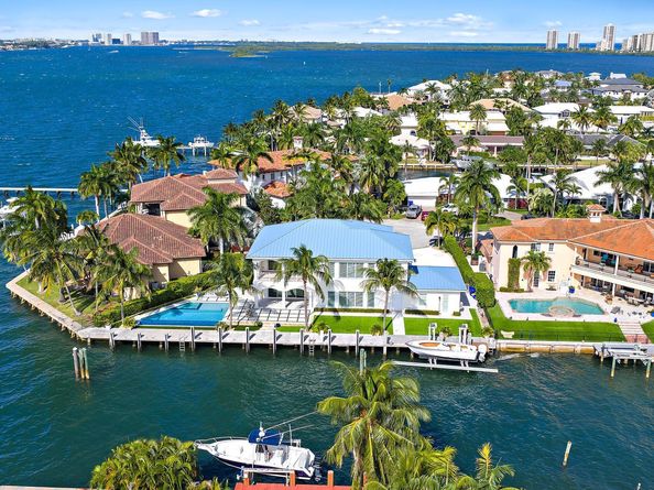 1021 Coral Way, Singer Island FL 33404