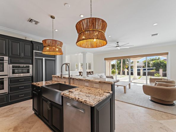 1021 Coral Way, Singer Island FL 33404