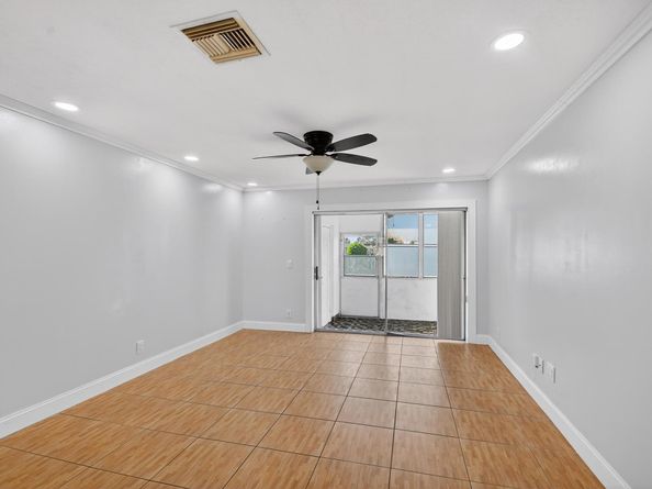 2667 Dudley Drive B, West Palm Beach FL 33415