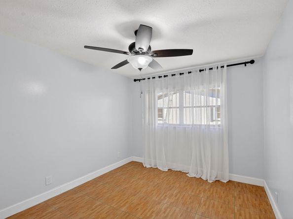 2667 Dudley Drive B, West Palm Beach FL 33415