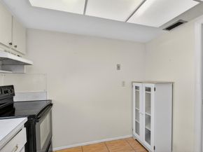 2667 Dudley Drive B, West Palm Beach FL 33415