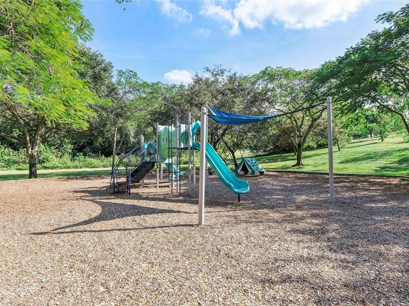 237 NW 92nd Ave, Coral Springs FL 33071