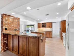 237 NW 92nd Ave, Coral Springs FL 33071