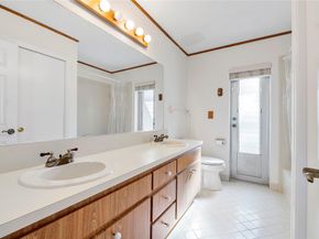 237 NW 92nd Ave, Coral Springs FL 33071