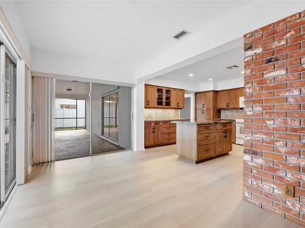 237 NW 92nd Ave, Coral Springs FL 33071