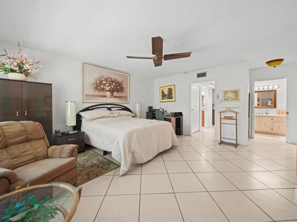 4875 NW 3rd Court C, Delray Beach FL 33445