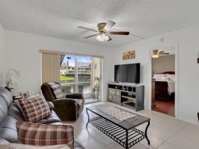 2423 NW 89th Drive 102, Coral Springs FL 33065