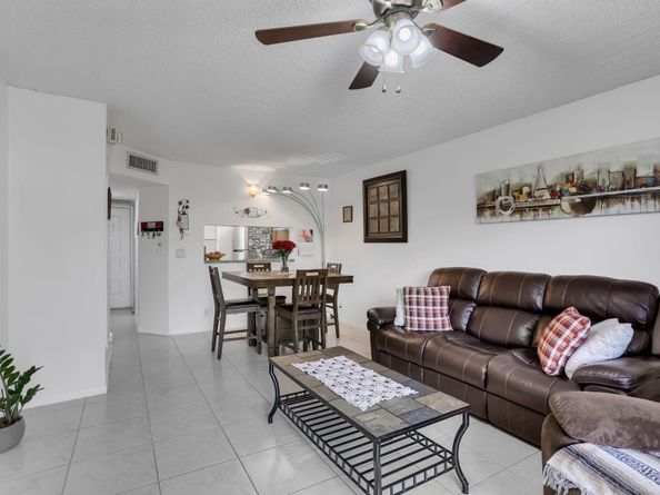 2423 NW 89th Drive 102, Coral Springs FL 33065
