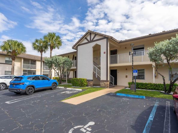 2423 NW 89th Drive 102, Coral Springs FL 33065