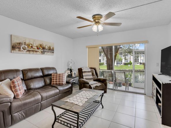 2423 NW 89th Drive 102, Coral Springs FL 33065